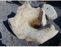 Vogelbad,Wasserfindling - Findling 1278