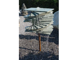 Kunstform,Kunstform mit Wasser - Findling 532